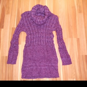 Fialový svetrový rolák