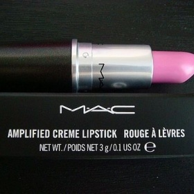 Růžová rtěnka od Mac odstín Saint Germain