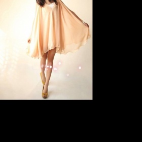 Volné šaty Stažené v Pase