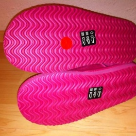 Malinově růžové válenky Gate