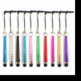 Může univerzální stylus poškrábat displej?