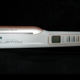 Žehlička na vlasy  Rowenta SF 7870 Respectissim Liss