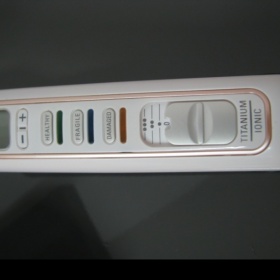 Žehlička na vlasy Rowenta SF 7870 Respectissim Liss .