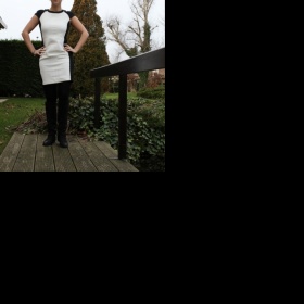 Šaty Two tones shaped dress Zara z kolekce 2011