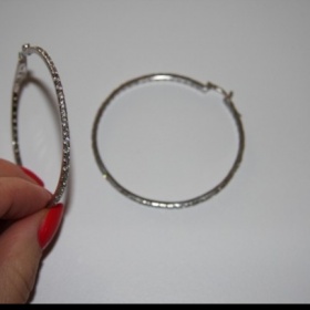 Stříbrné naušnice se zirkonkama Presence