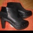 Černé kotníkové boty Mango - foto č. 2