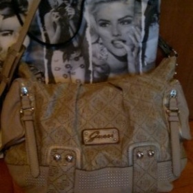 Světlehnědá kabelka Guess - foto č. 1