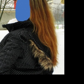 Přechod z barvených a melírovaných vlasů na blond