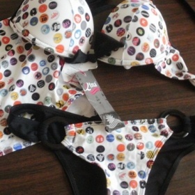 Černo bílé plavky s motivy