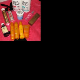 Péče o vlnité vlasy se sklonem ke krepatění