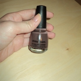 Lak na nehty China Glaze Foie Gras