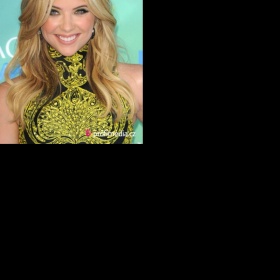 Vlasy jako Ashley Benson (Pretty Little Liars)