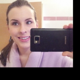 Už nechci nosit brýle, ale bez nich šilhám