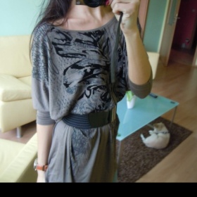 Vzorovaná tunika Mango šedo zelené barvy - foto č. 1