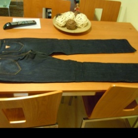 Slim jeans Armani v černé barvě