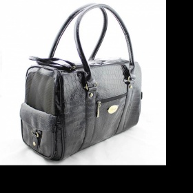 Černá lesklá kabelka pro psa - foto č. 1