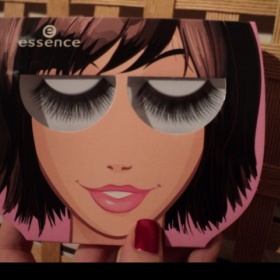 Nalepovací řasy Essence