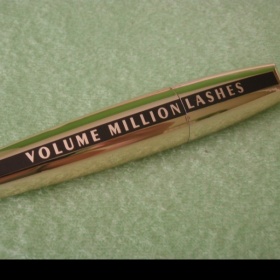 Řasenka L´oreal Volume Million Lashes