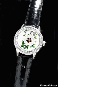 Elegantní hodinky s květinou