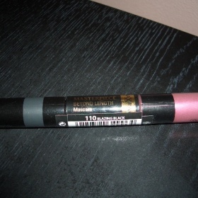 Max Factor Masterpiece dvou barevná řasenka
