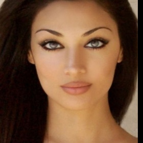 Claudia Lynx - jak jen to dělá ?