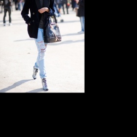 Šněrovací kotníkové boty na podpatku