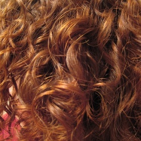 Přírodní zrzavá barva pomocí henny