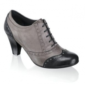 Dámské boty v pánském stylu