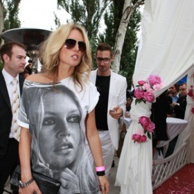 Triko jako Simona Krainová