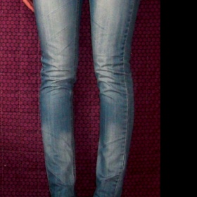 Světle modré džíny  Fishbone