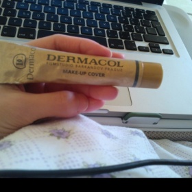 Světle béžová Dermacol Make up cover Dermacol