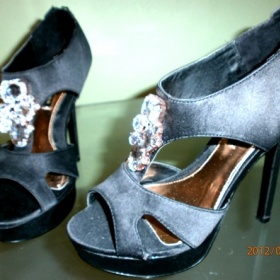 ČERNO-STŘÍBRNÉ Lodičky TALLY WEIJL