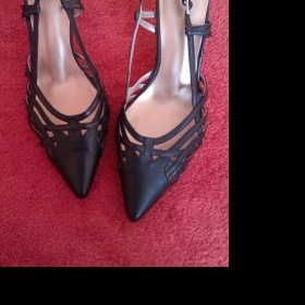 Černé lodičky Baťa Insolia - foto č. 1