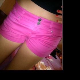 Růžové kraťásky Terranova