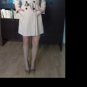 Béžový kabát jaro/podzim F&F