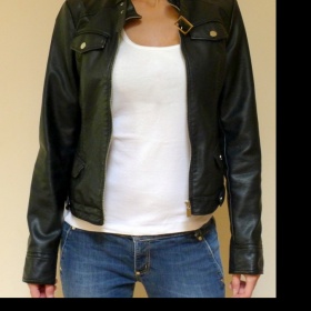 Černá bunda Amisu - foto č. 1