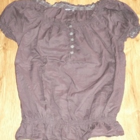 Hnědé tričko Terranova