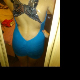 Modré mini šaty Bay