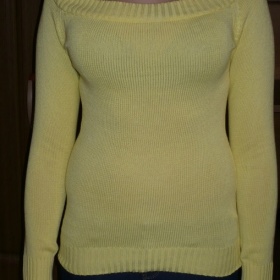žlutý  svetr Phillip Russel