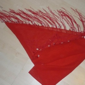 Červený  šátek přes plavky neznačková
