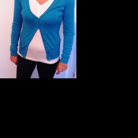 Tyrkysový svetr HaM