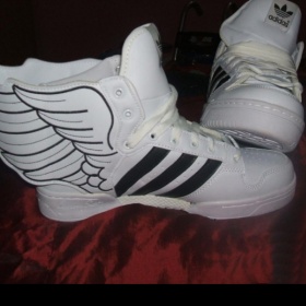 Bílo černé tenisky Adidas