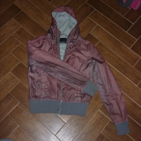 Hnědá bunda Fishbone