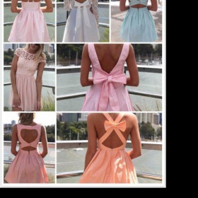 Šaty se zajímavě řešeným zády.