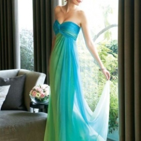 Ne bílou dlouhé antické šaty neznačková - foto č. 1