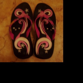 Řůžovo černé žabky Roxy