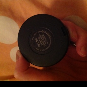 Mac tvářenka fake nebo originál