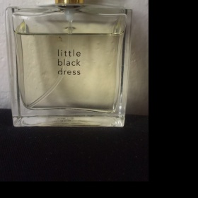Nový parfém Little Black Dress Avon