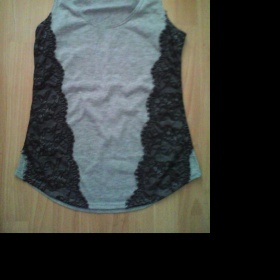 Šedé tílko s krajkami Tally Weijl