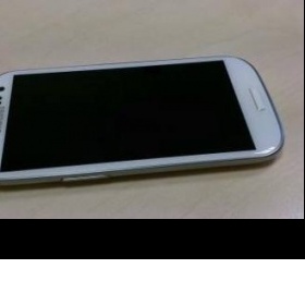 Bílý Samsung Galaxy S3 i9300 - foto č. 1